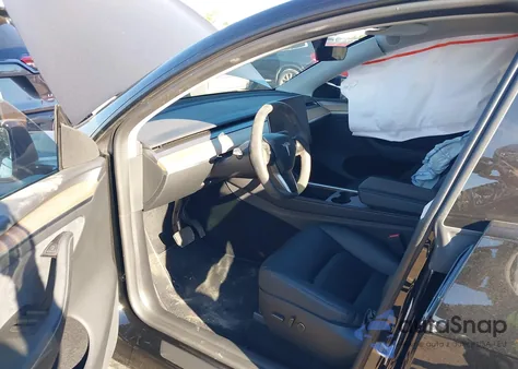 2024 Tesla Model Y Long Range Dual Motor All-Wheel Drive из США, поврежденный, VIN 7SAYGDEE6RA230442